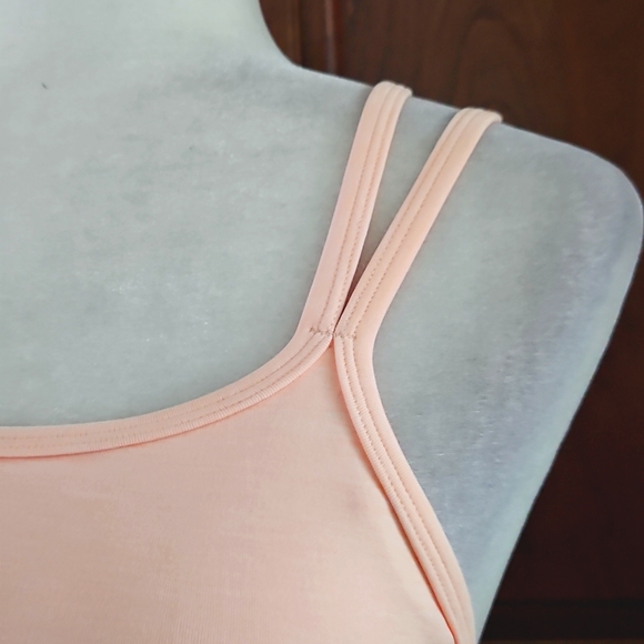 Sweaty Betty NWT Active Top - Picture 2 of 9